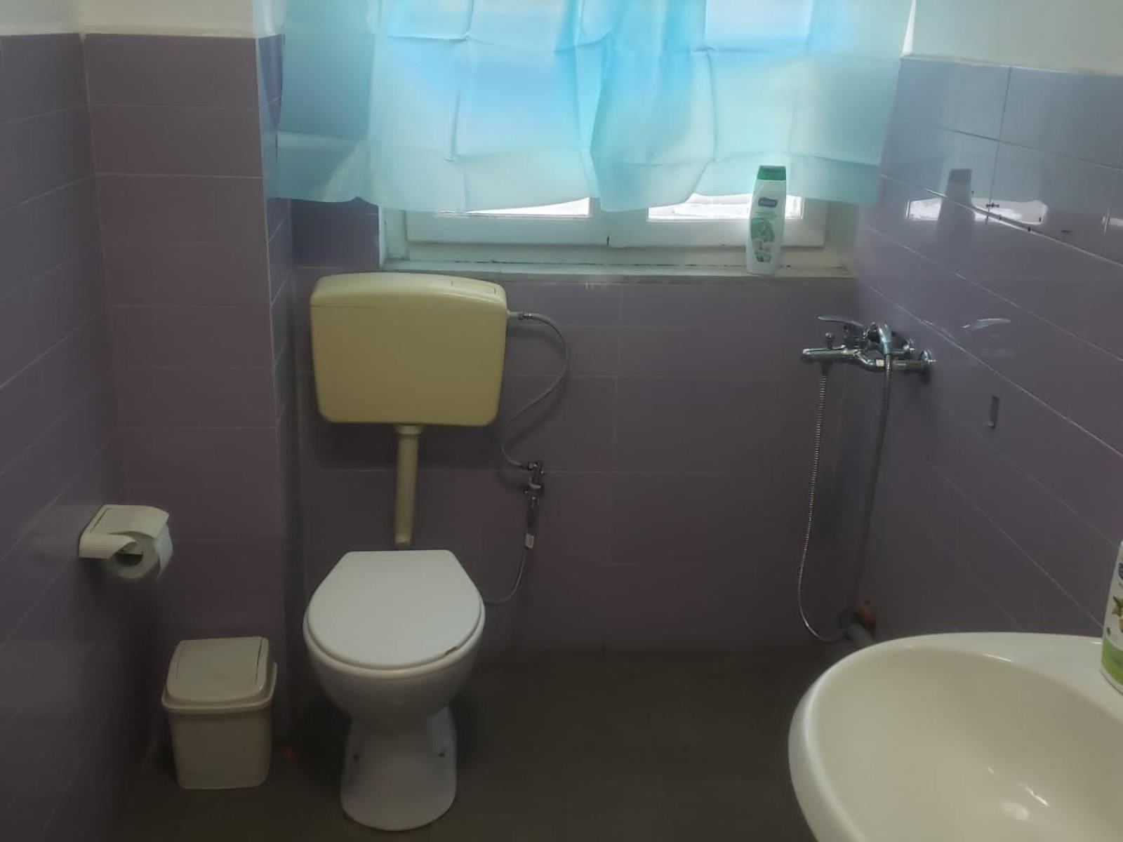 Hostel Oakland Tirana Kültér fotó