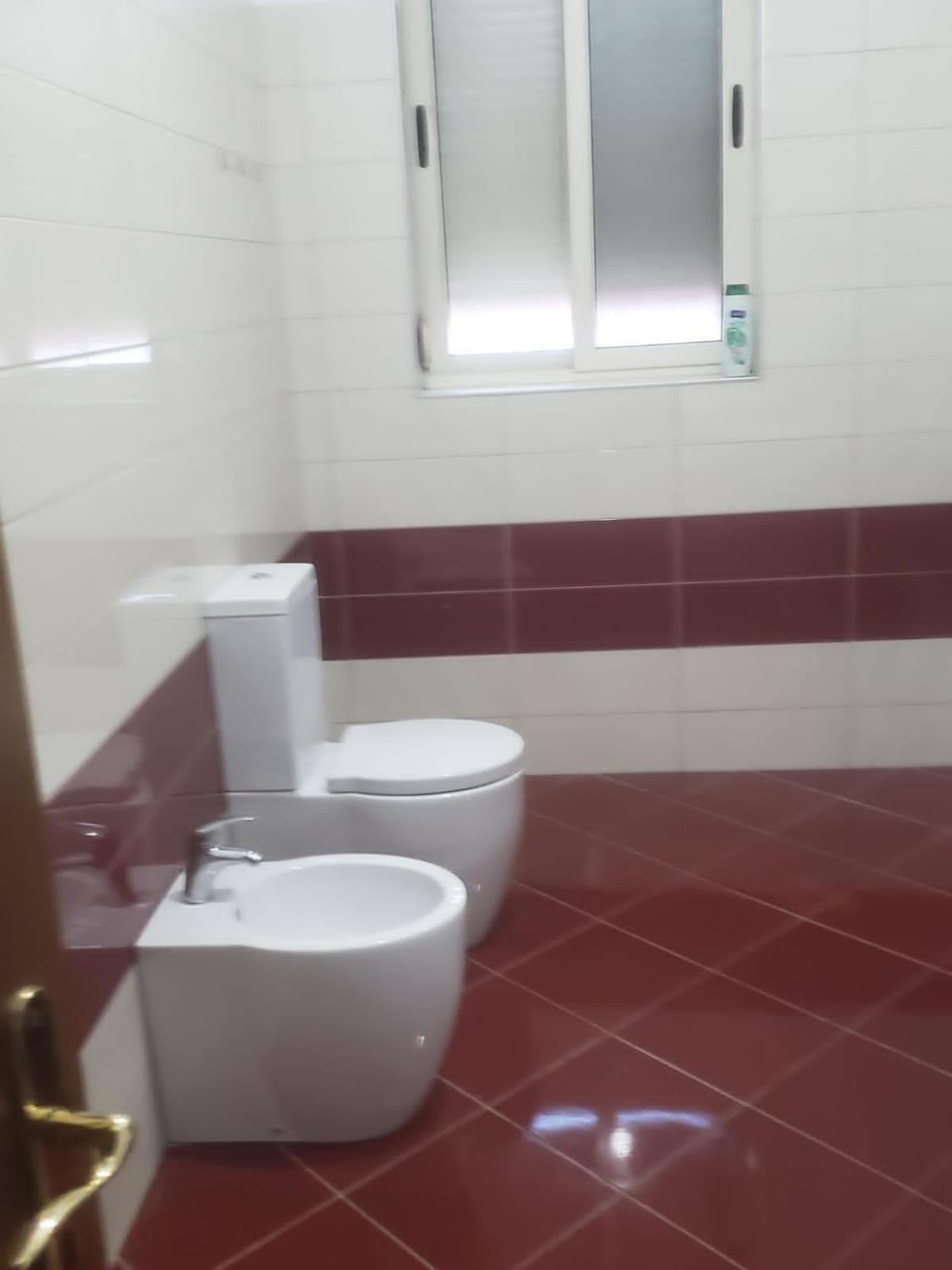 Hostel Oakland Tirana Kültér fotó